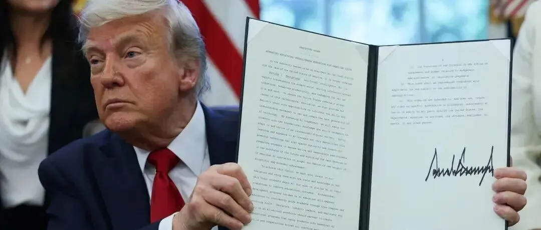 突发!特朗普发布新政提案:美本申请强制标化!对中国学生有什么影响